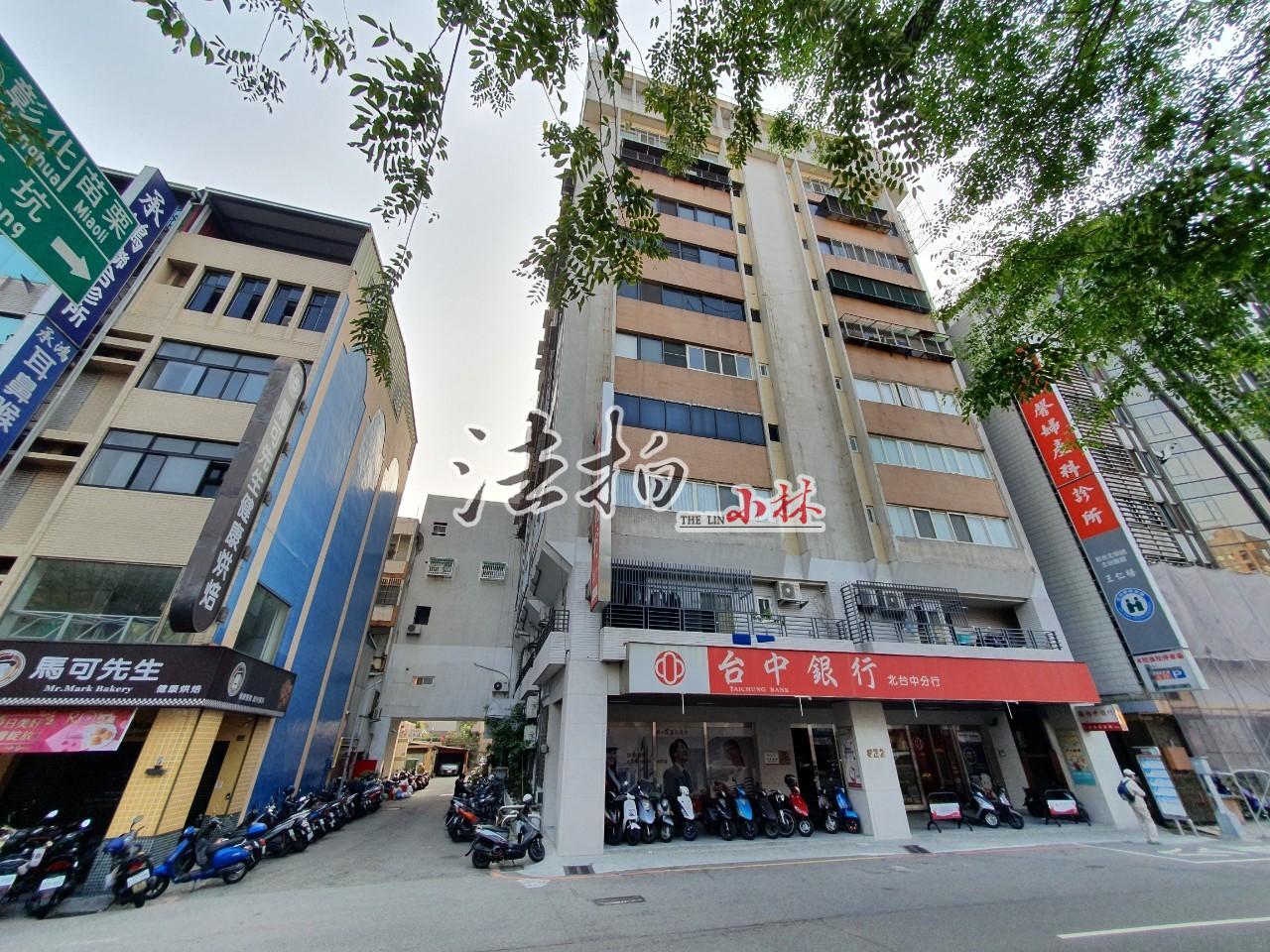 台中北區 中清路一段 來福大樓 零公設陽台採光大套房 小林法拍