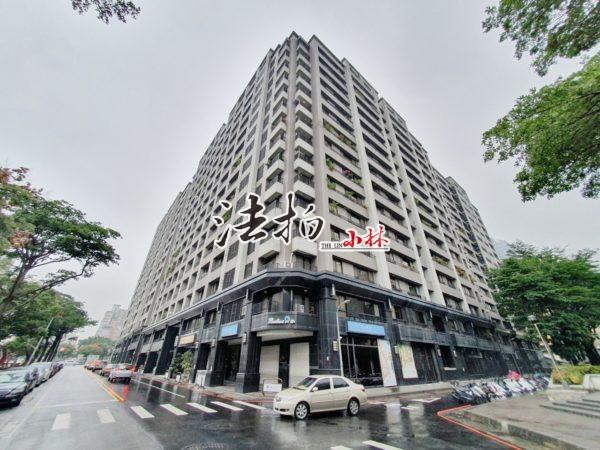 台中西區 大忠南街 勝美術雲門 中樓層樹海戶大三房平面車位 小林法拍