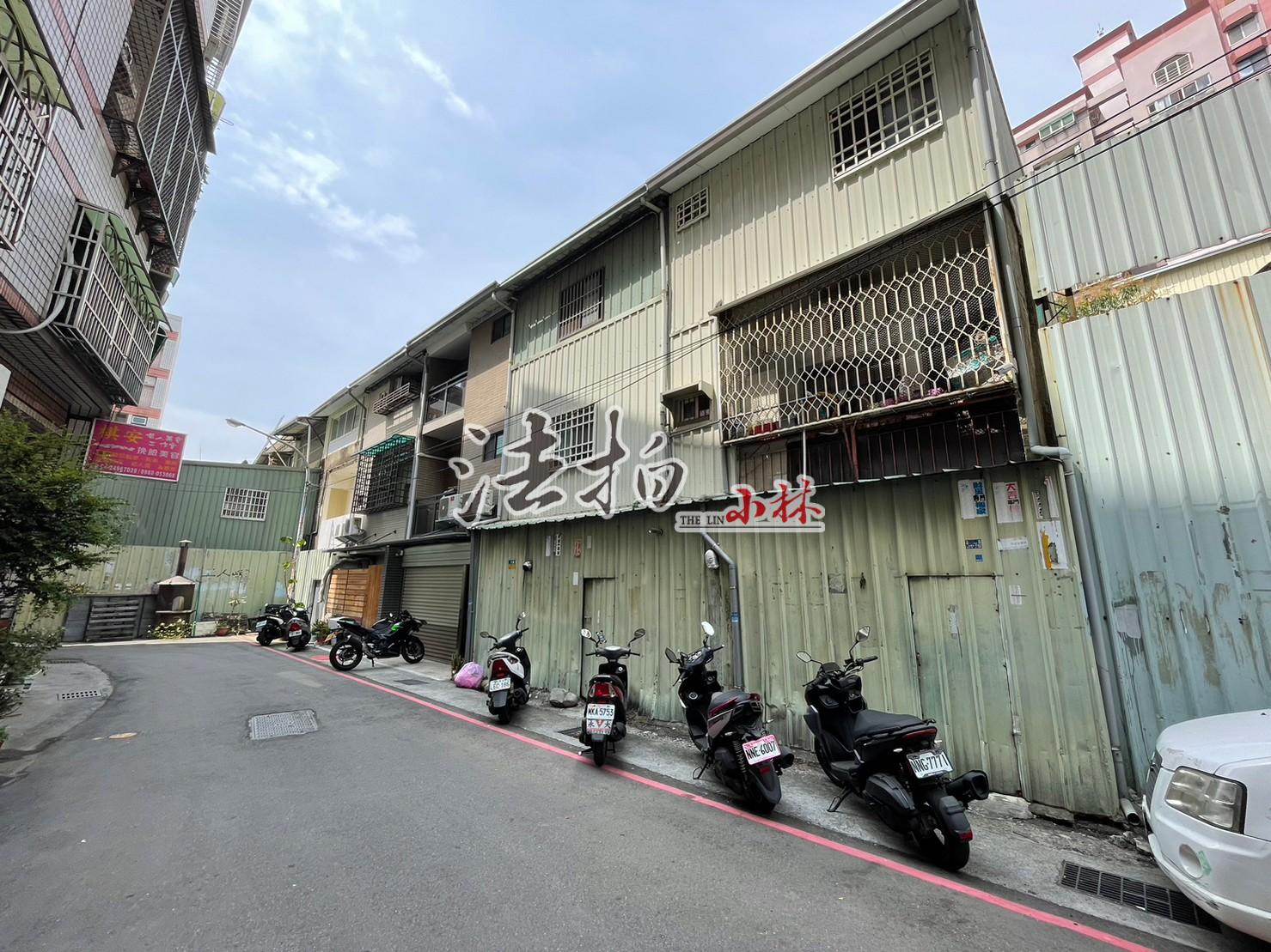 【台中大里】中興路一段│前後臨路三樓透天 – 小林法拍