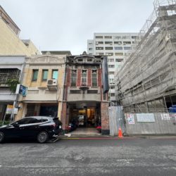 LINE_ALBUM_臺中市中區中山路201號_231228_6