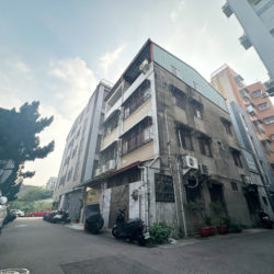 LINE_ALBUM_臺中市北區梅亭街466巷3號_241203_2_副本