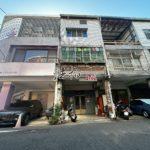 LINE_ALBUM_台中市東區福立街1號_251211_7_副本