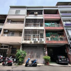 LINE_ALBUM_台中市西區福龍街23號_260804_2_副本