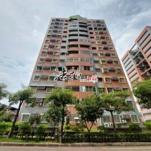 【嘉義市西區】志昇街｜經國新城．電梯大三房+平面車位