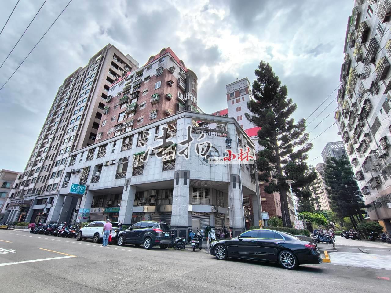 LINE_ALBUM_大里區達明路60號五樓_261028_3_副本